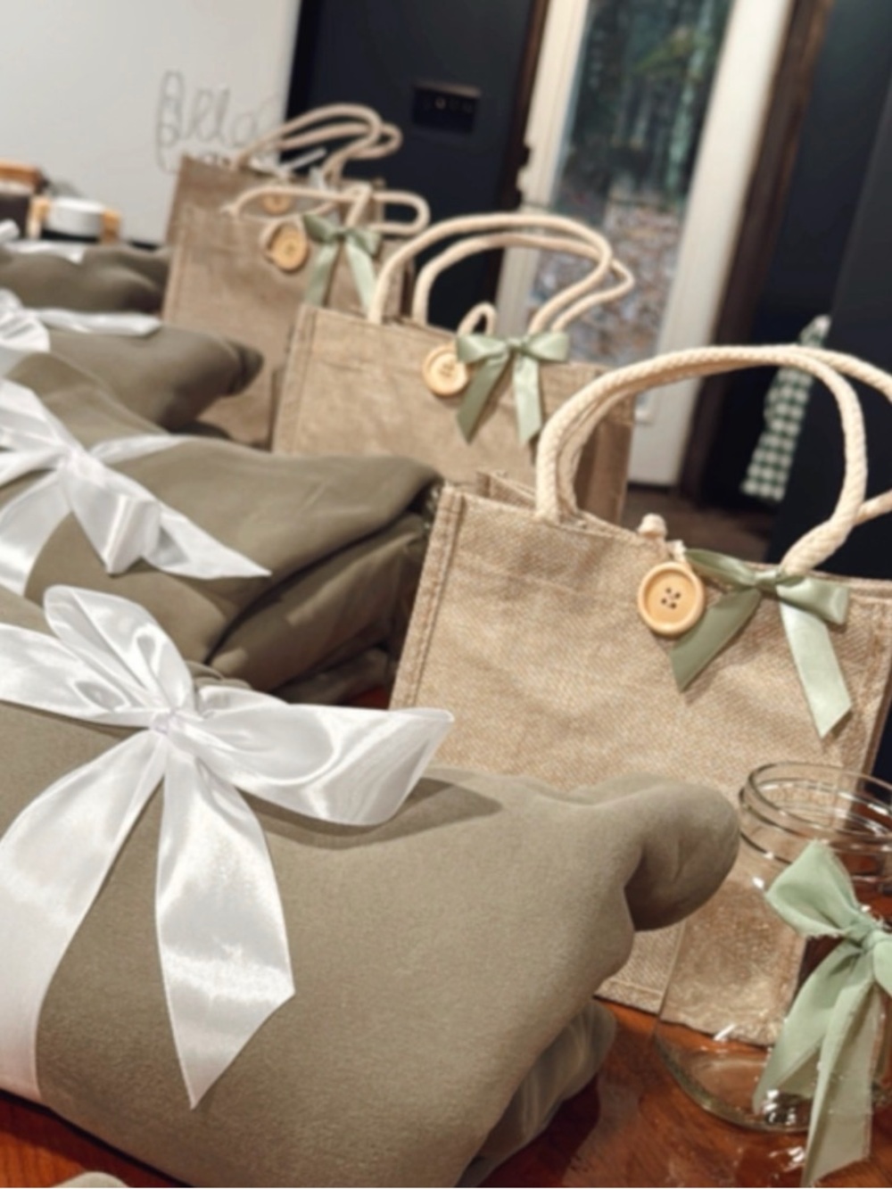 Mini tote goodie bags! Set of 6